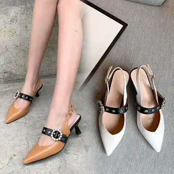 Baotou sandale Ženske 2020 ljeto novi širok masnoća masnoće uspon visoko nabijen peta najveća veličina polu-visoke potpetice i cipele Oštar čarapa