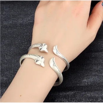 2020 New S999 pure silver small fox couple fashion bracelet simple men silver bracelet women ' s bracelet ladies silver bracelet
